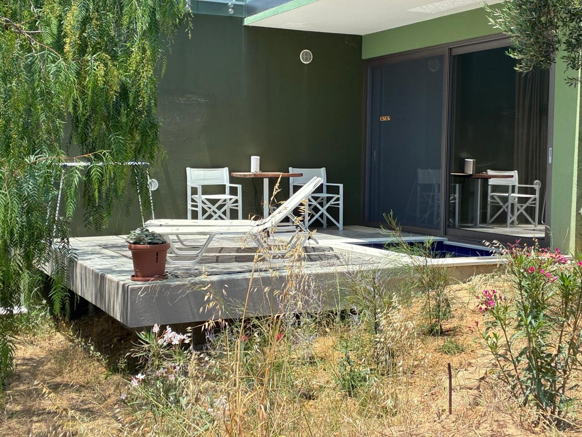 Finiq Boutiq Studios + Apartment Foiniki Exterior photo